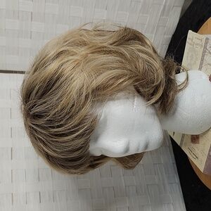 👉*AIMOLE* CURLY LAYERED SHAG W/ FRAMING BANGS ~Honey Blonde w/ (Free Wig Cap)
